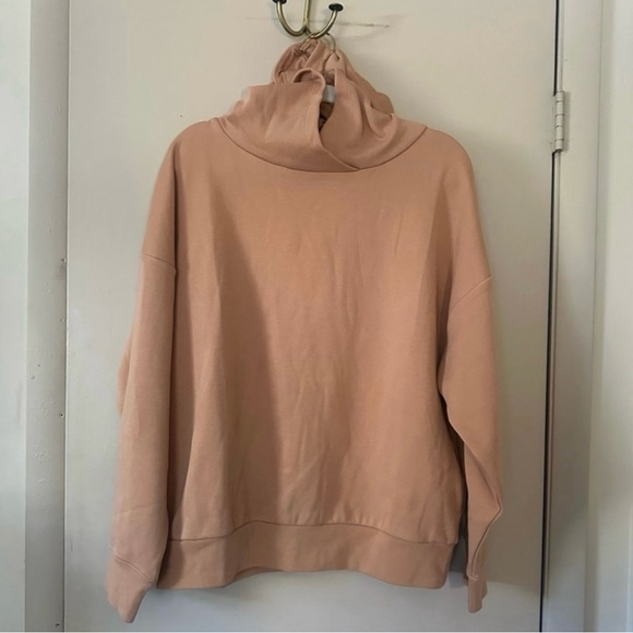 Fabletics Tops - Fabletics BO Hoodie lll